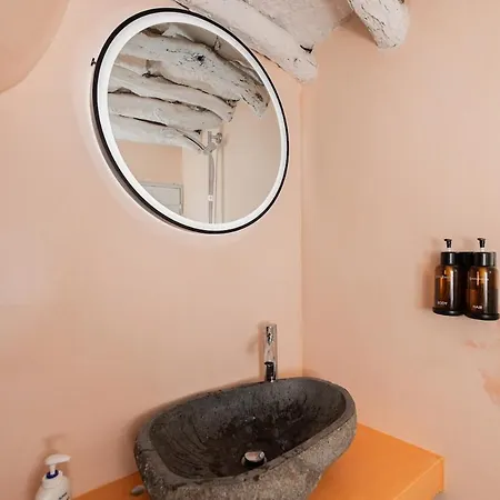 Heart Traditional Renovated House Apartament